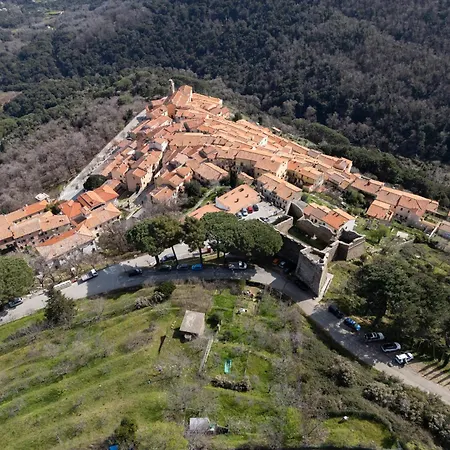 아파트 La Fortezza - Goelba *